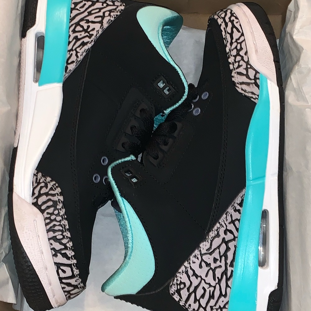 Jordan 3s
